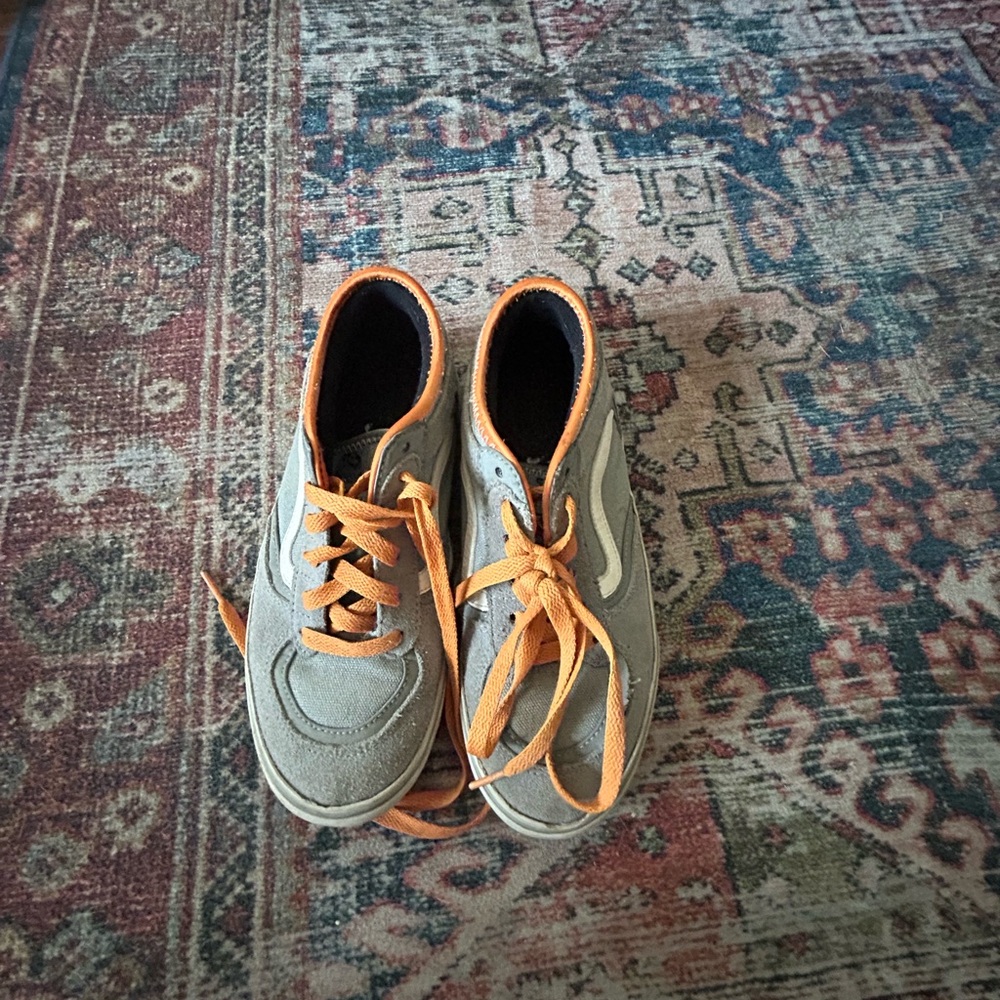 Vans Kids Sneakers (size 3)